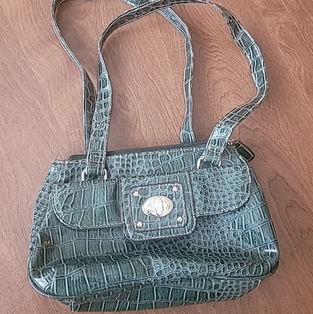 Elegant Green Crocodile-Embossed Women's Shoulder Bag Small Excellent Condition‎